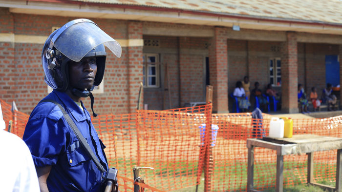 Familie entführt hoch ansteckende Ebola-Leiche im Ost-Kongo