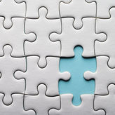 Puzzle mit fehlendem Teil,